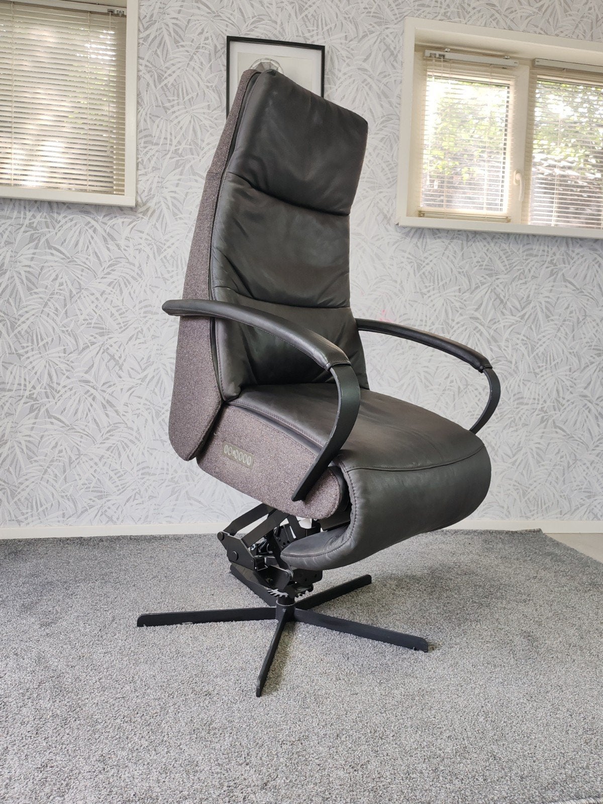 Prominent Humberto Tan leren sta op stoel op accu, Prominent, Leer, Minder dan 75 cm, Ophalen of Verzenden