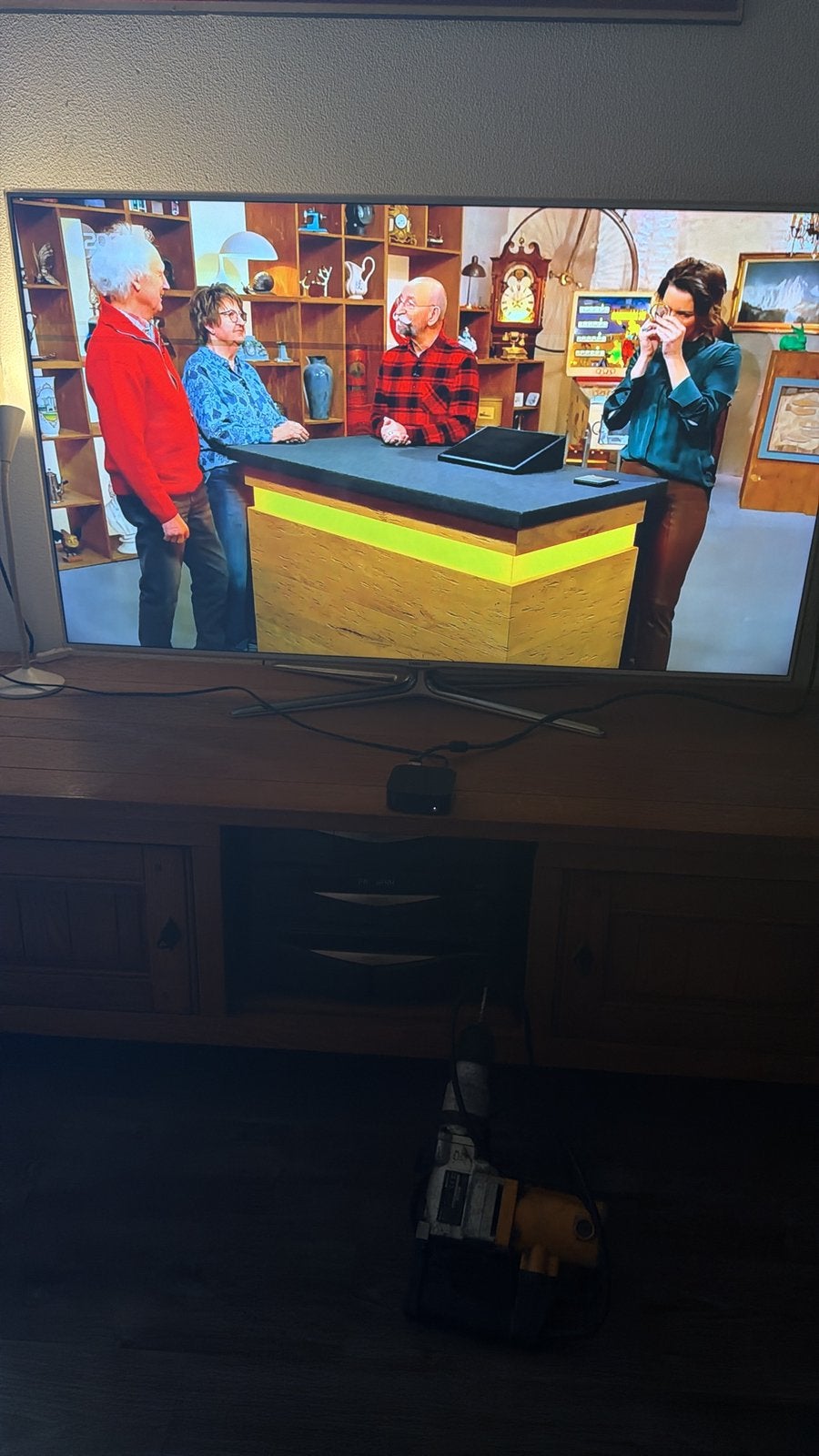 Samsung Smart TV met zwarte balk, Audio, Tv en Foto, Gebruikt, LCD, Ophalen of Verzenden, Samsung