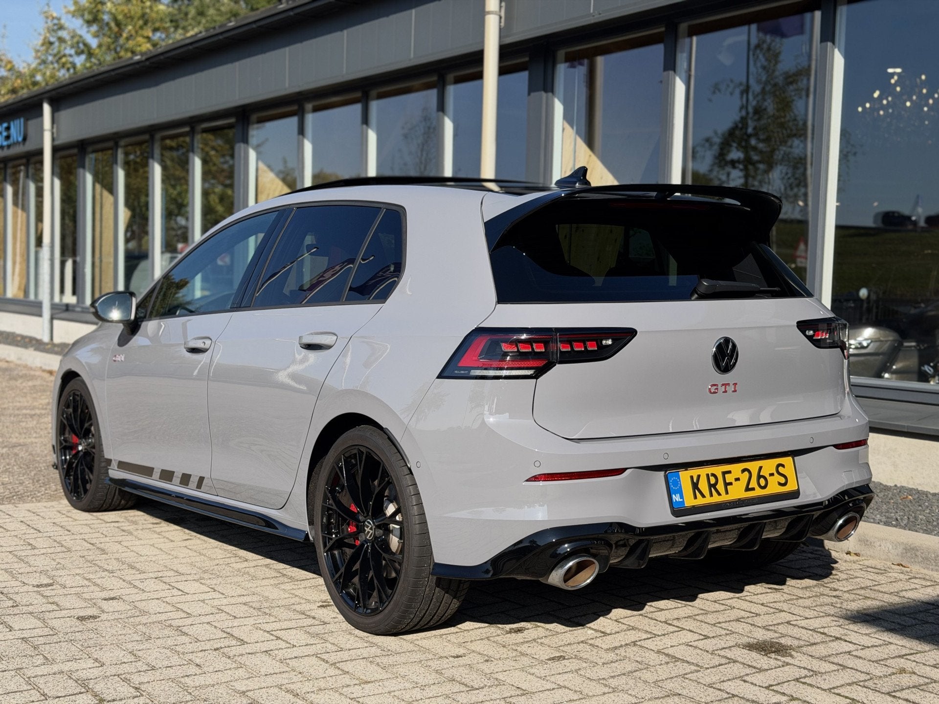 Volkswagen Golf 2.0 TSI GTI Clubsport HUD Pano HK ACC, Auto's, Dealer onderhouden, Gebruikt, 4 cilinders, 1984 cc
