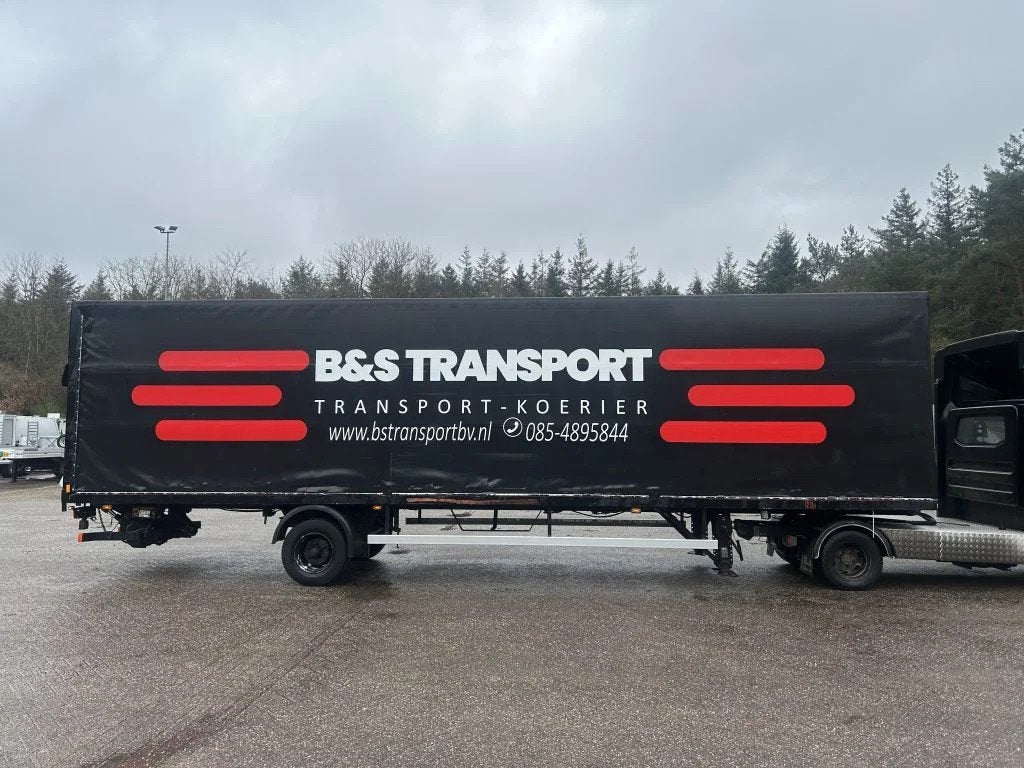 QUALITY TRAILERS be oplegger 5.4 ton gesloten zeiloplegger l, Auto's, Vrachtwagens, Overige brandstoffen, Zwart, Origineel Nederlands