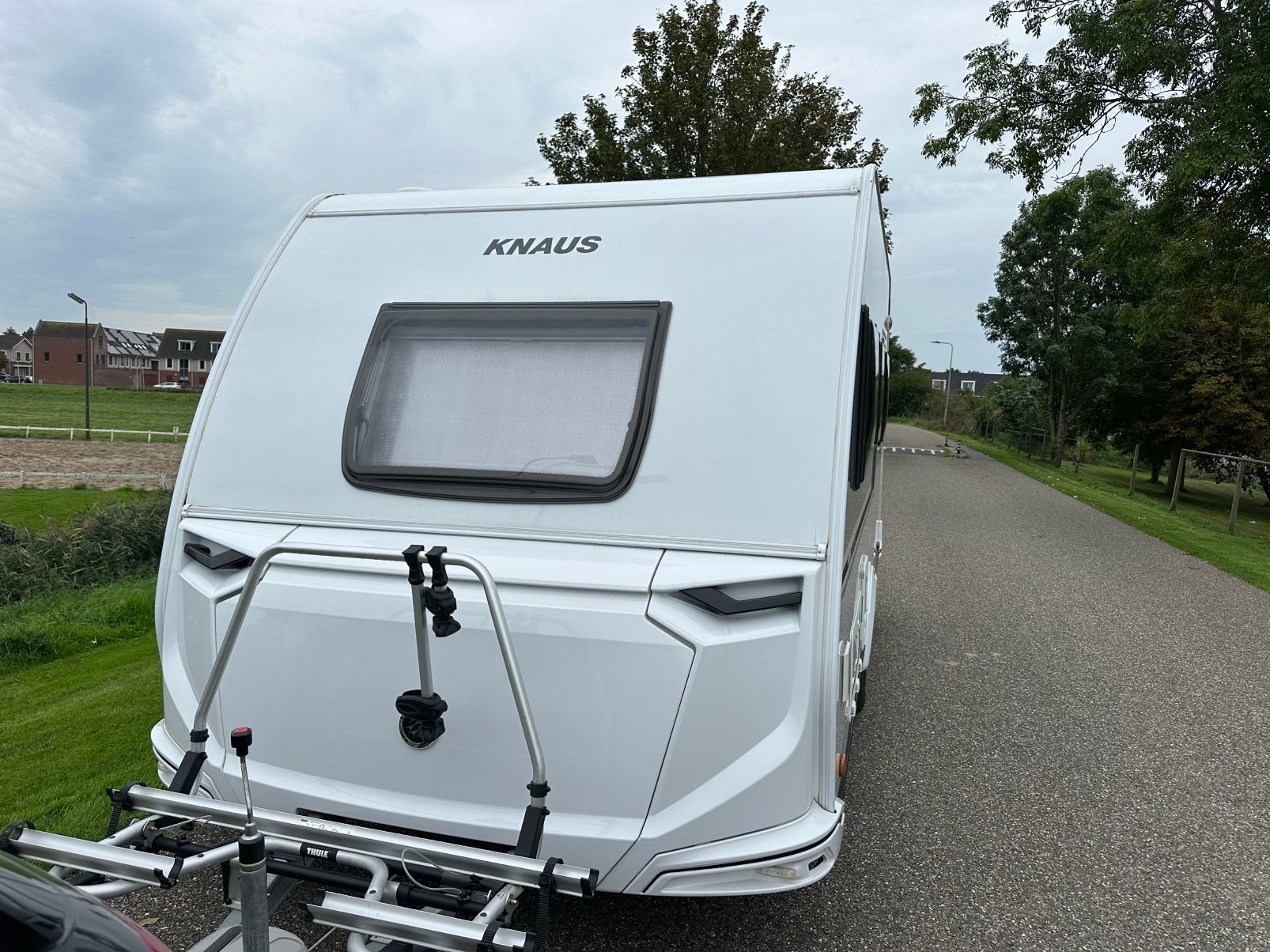Foto 8 van Knaus Sport 420 QD E-Power met Airco/Mover/Voortent/TV