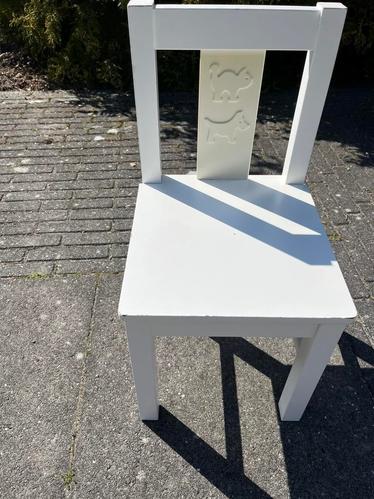 Kinderstoeltje wit, Kinderen en Baby's, Kinderkamer | Tafels en Stoelen, Ophalen of Verzenden, Gebruikt, Stoel(en)