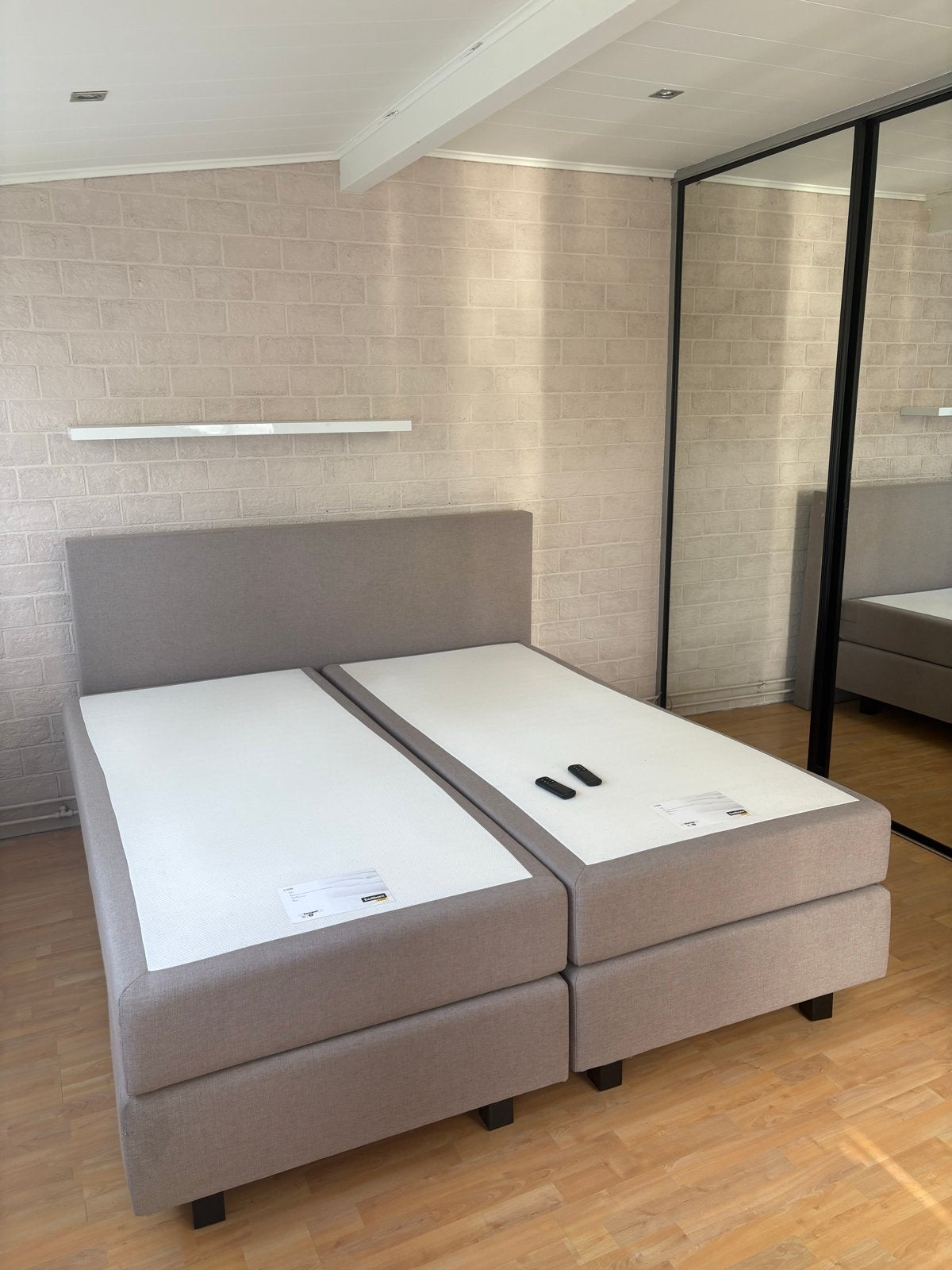 Elektrisch verstelbaar bed - z.s.m. ophalen, Huis en Inrichting, Slaapkamer | Bedden, Ophalen, Tweepersoons, 180 cm, 200 cm