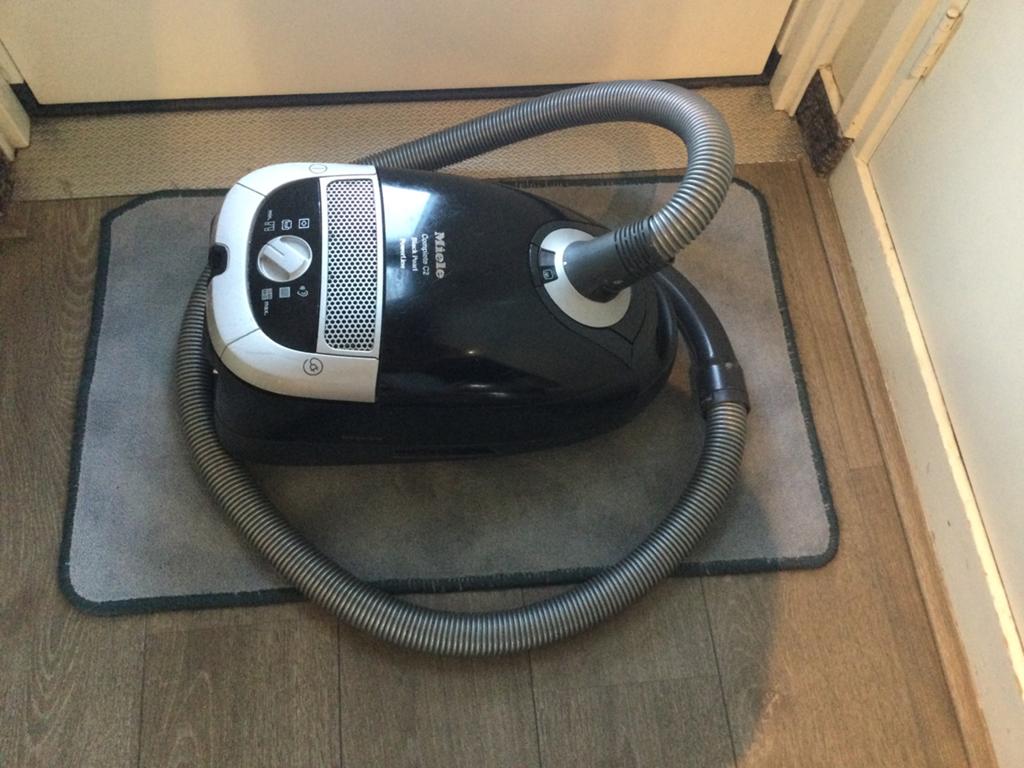 Miele C2 stofzuiger, Ophalen of Verzenden, Gebruikt, Stofzak, Miele