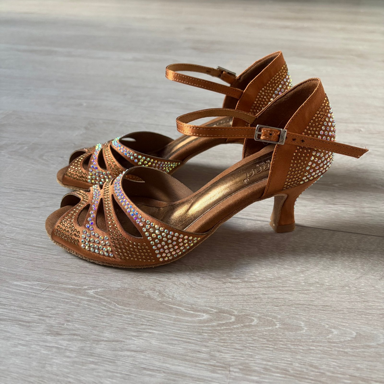Lidmag dansschoenen maat 37, Bruin, Verzenden, Dansschoenen, Zo goed als nieuw