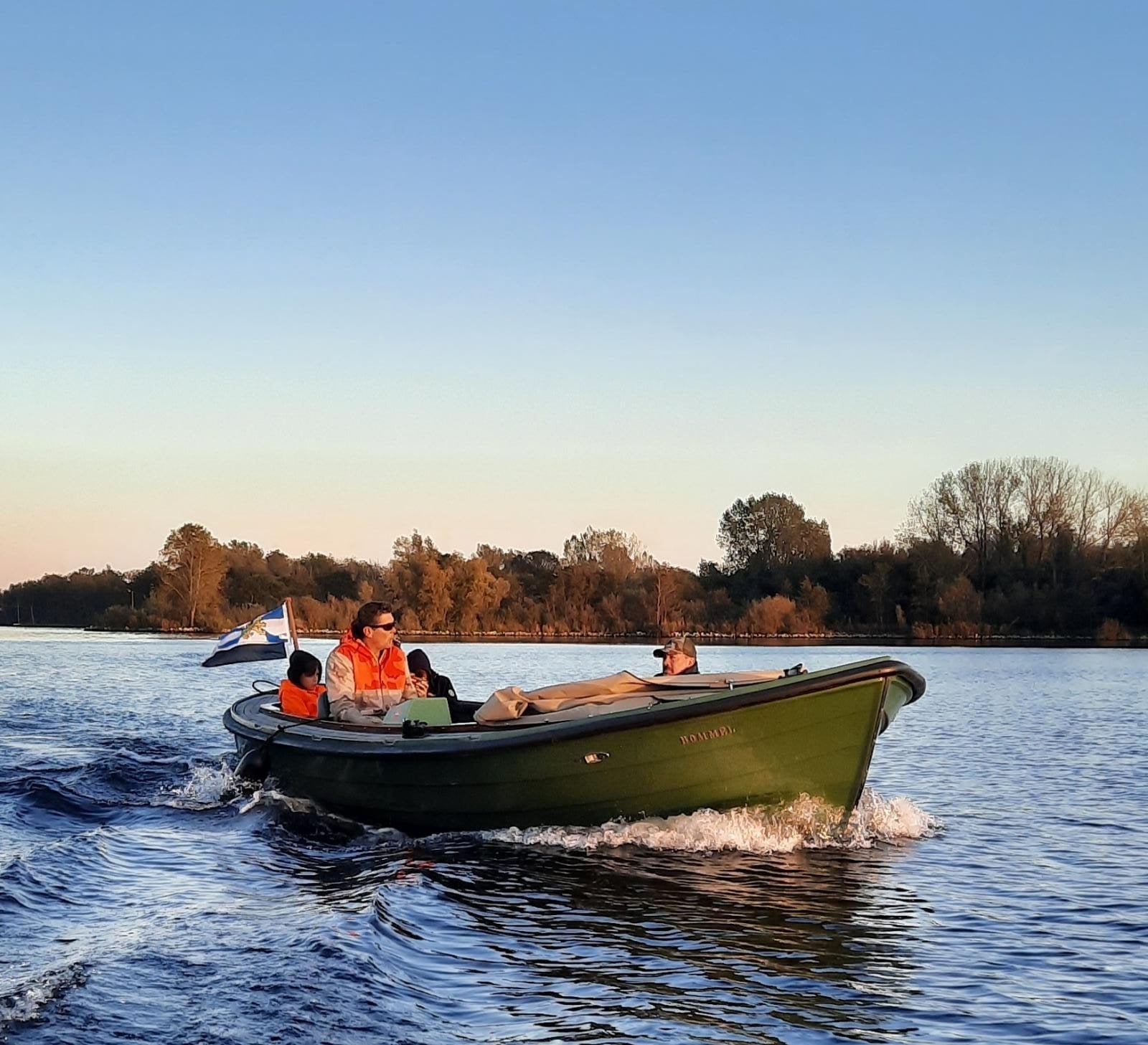 Sloep " schavuit" bijna 6 meter. vetus 2 cillinder, Watersport en Boten, Ophalen, Gebruikt, Binnenboordmotor, Diesel