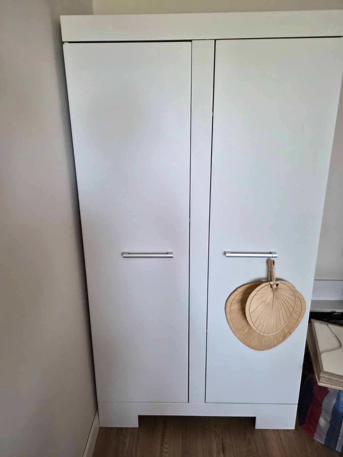 Complete Babykamer Set: Ledikant, Commode, Kledingkast, Ophalen, Zo goed als nieuw, Ledikant