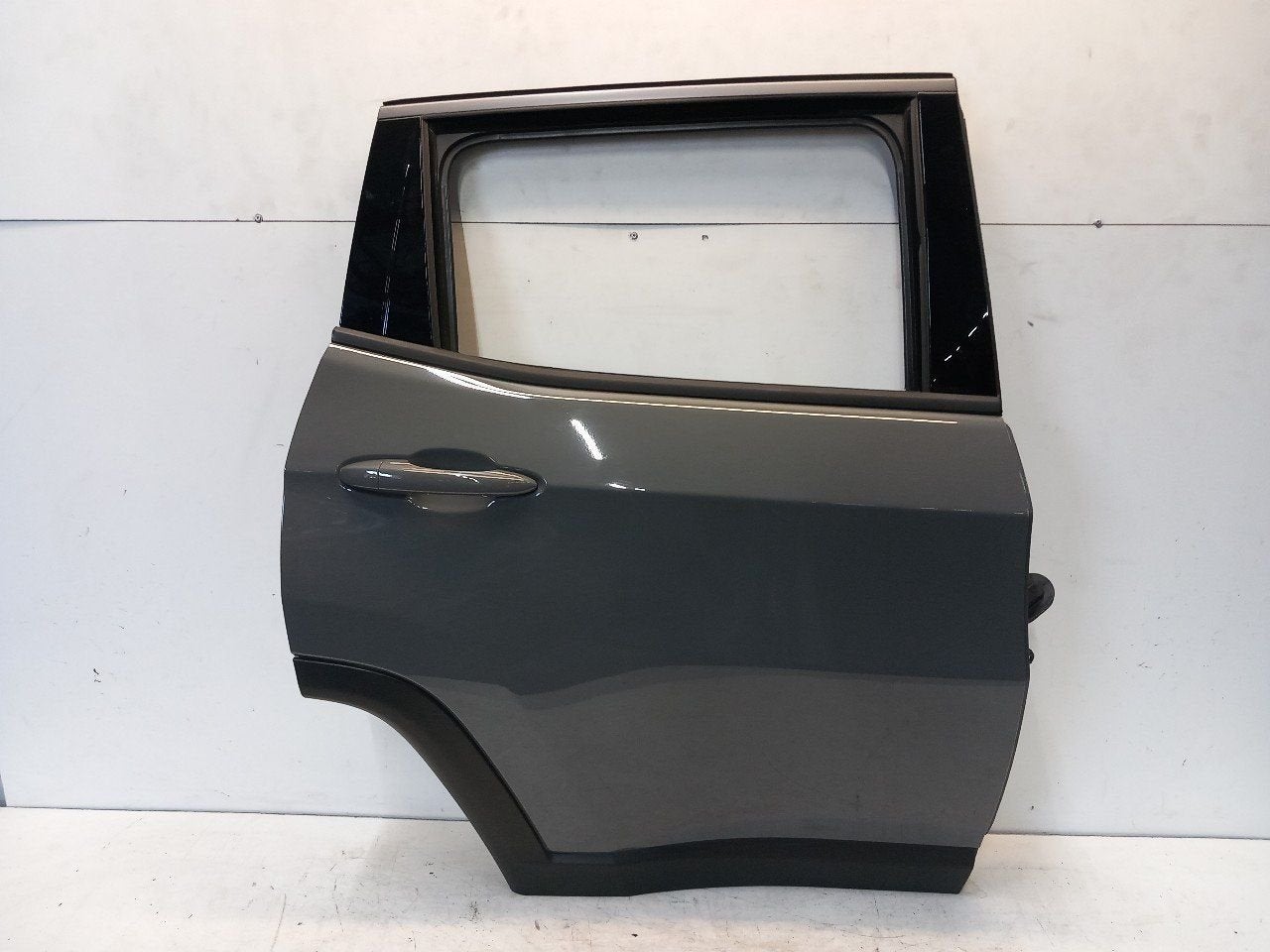 Portier rechts achter Jeep Compass, Jeep, Onderdelen@venauto.nl, Van der Ven Autorecycling B.V., Gebruikt
