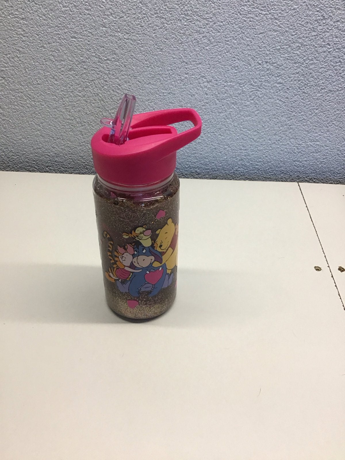 Kleurrijke Winnie de Poeh Glitter Drinkfles, Ophalen of Verzenden, Gebruikt