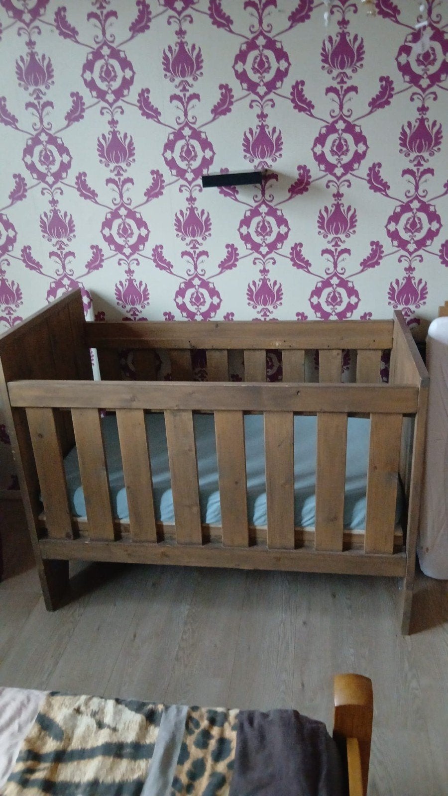 Houten Ledikant met commode en kledingrekje, Kinderen en Baby's, Ophalen, Gebruikt, Ledikant