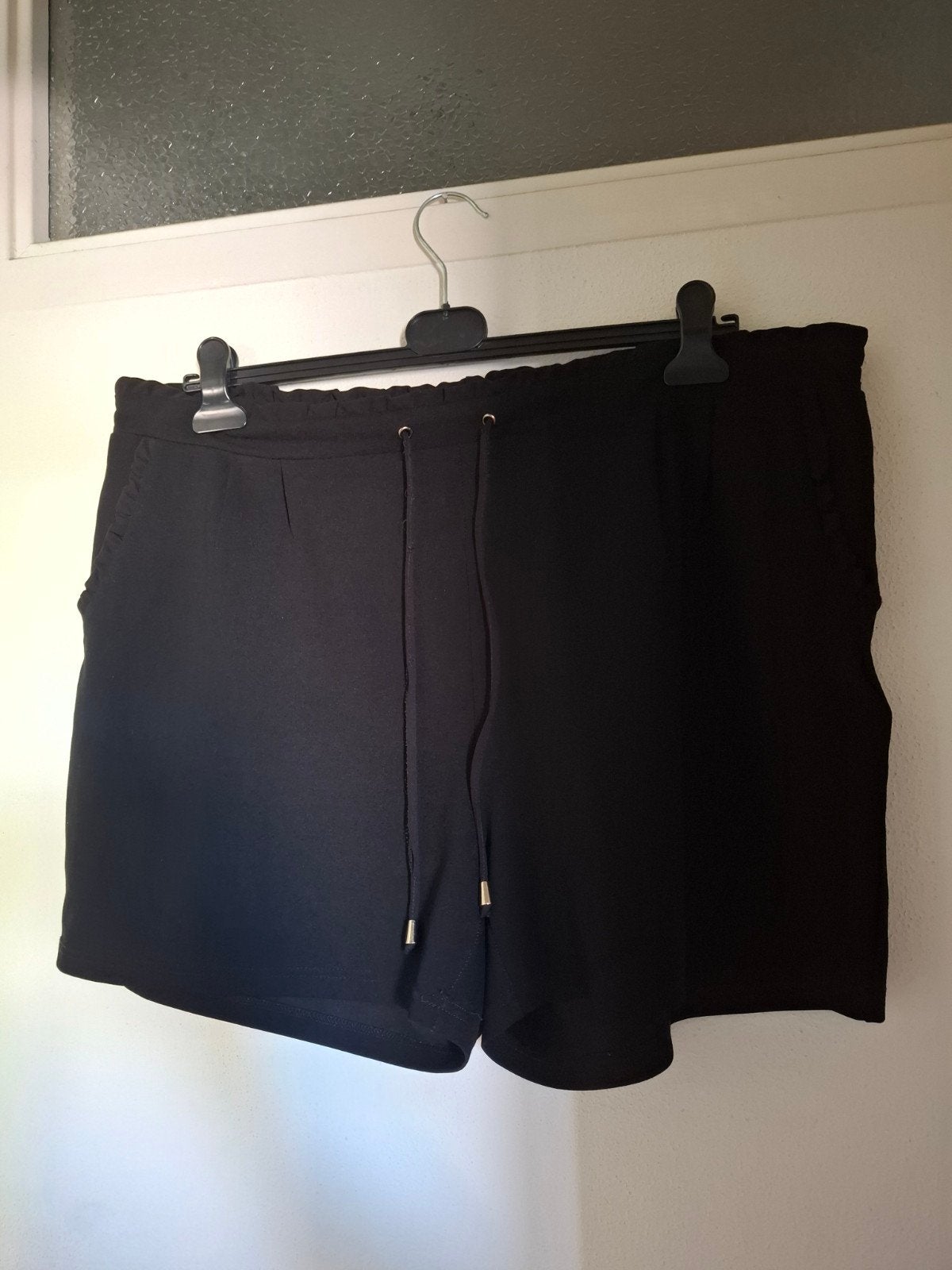 Norah korte broek short zwart 46, Kort, Zwart, Maat 46/48 (XL) of groter, Ophalen of Verzenden