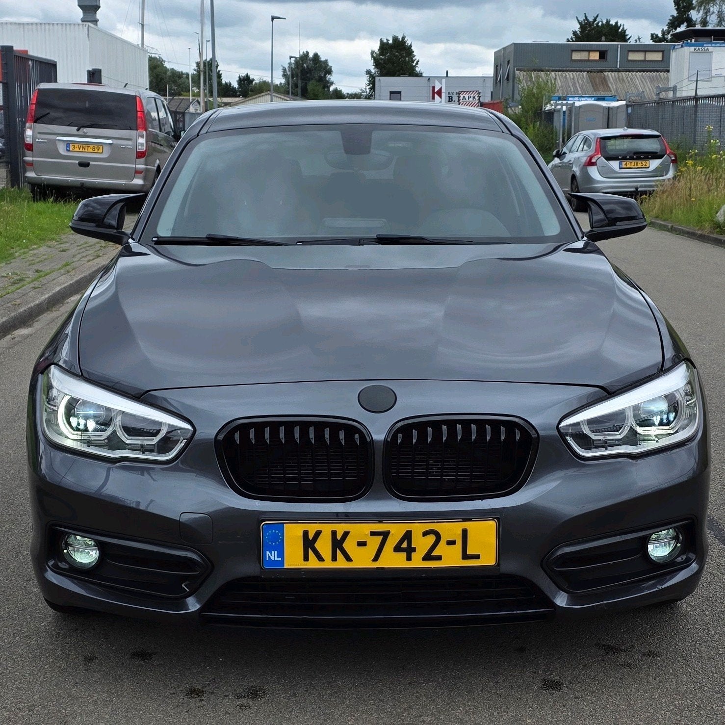BMW 1-Serie 118i 136pk 2016 Grijs, Auto's, 1-Serie, 1280 kg, Origineel Nederlands, Bedrijf