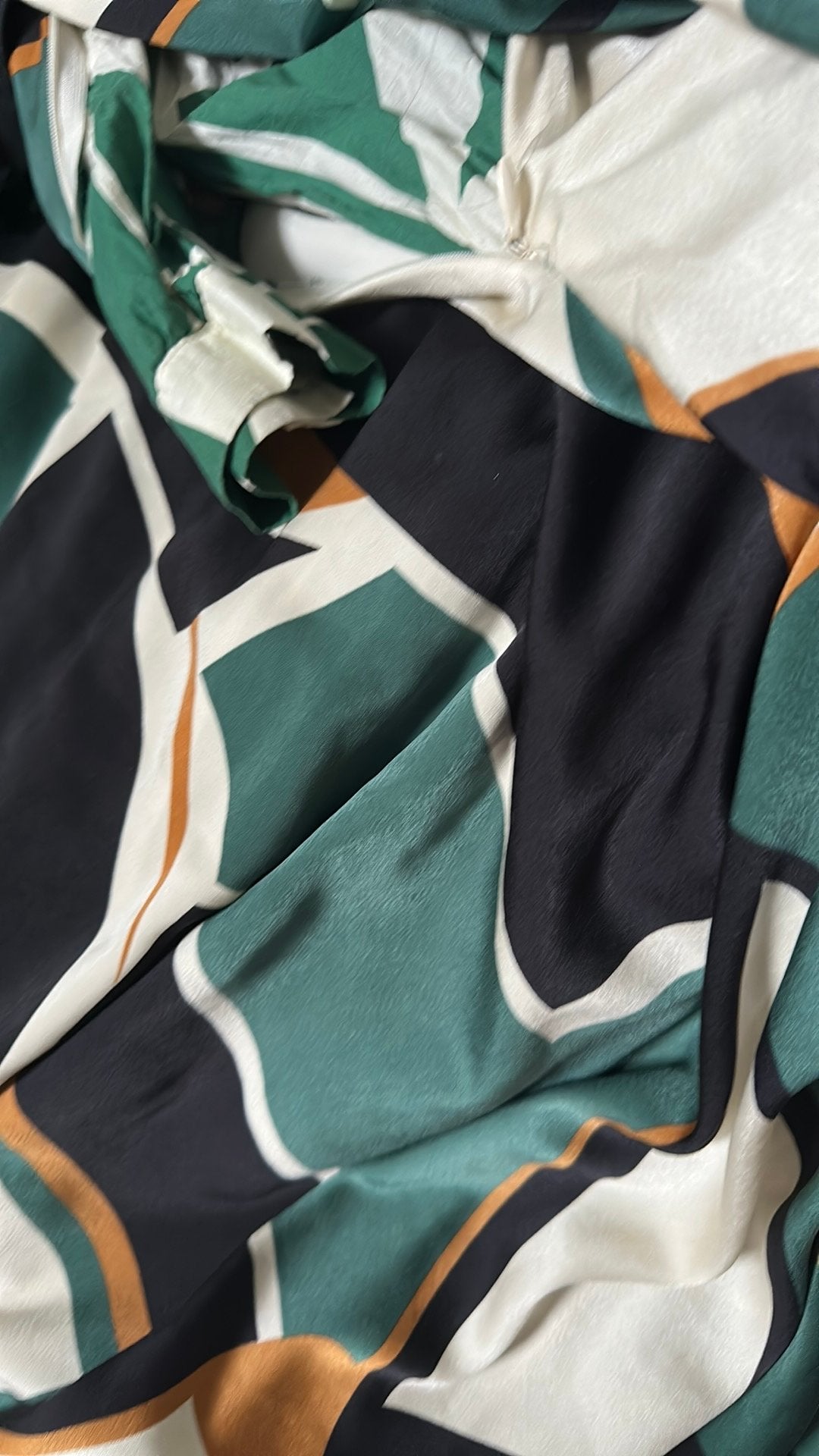 Gratis abayat en lange jurken, Kleding | Dames, Ophalen, Zo goed als nieuw, Maat 38/40 (M), Onder de knie