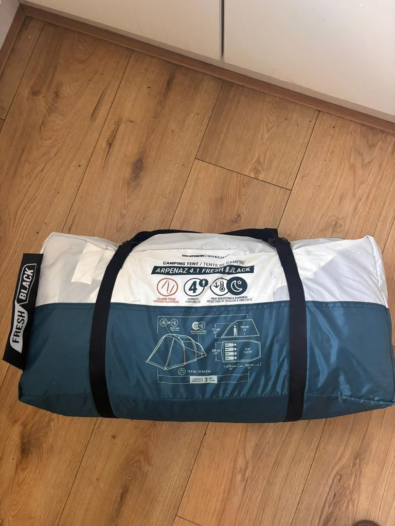 QUECHUA Koepeltent voor 4 personen – Zo goed als nieuw, Caravans en Kamperen, Tenten, Ophalen, Zo goed als nieuw, Tot en met 4
