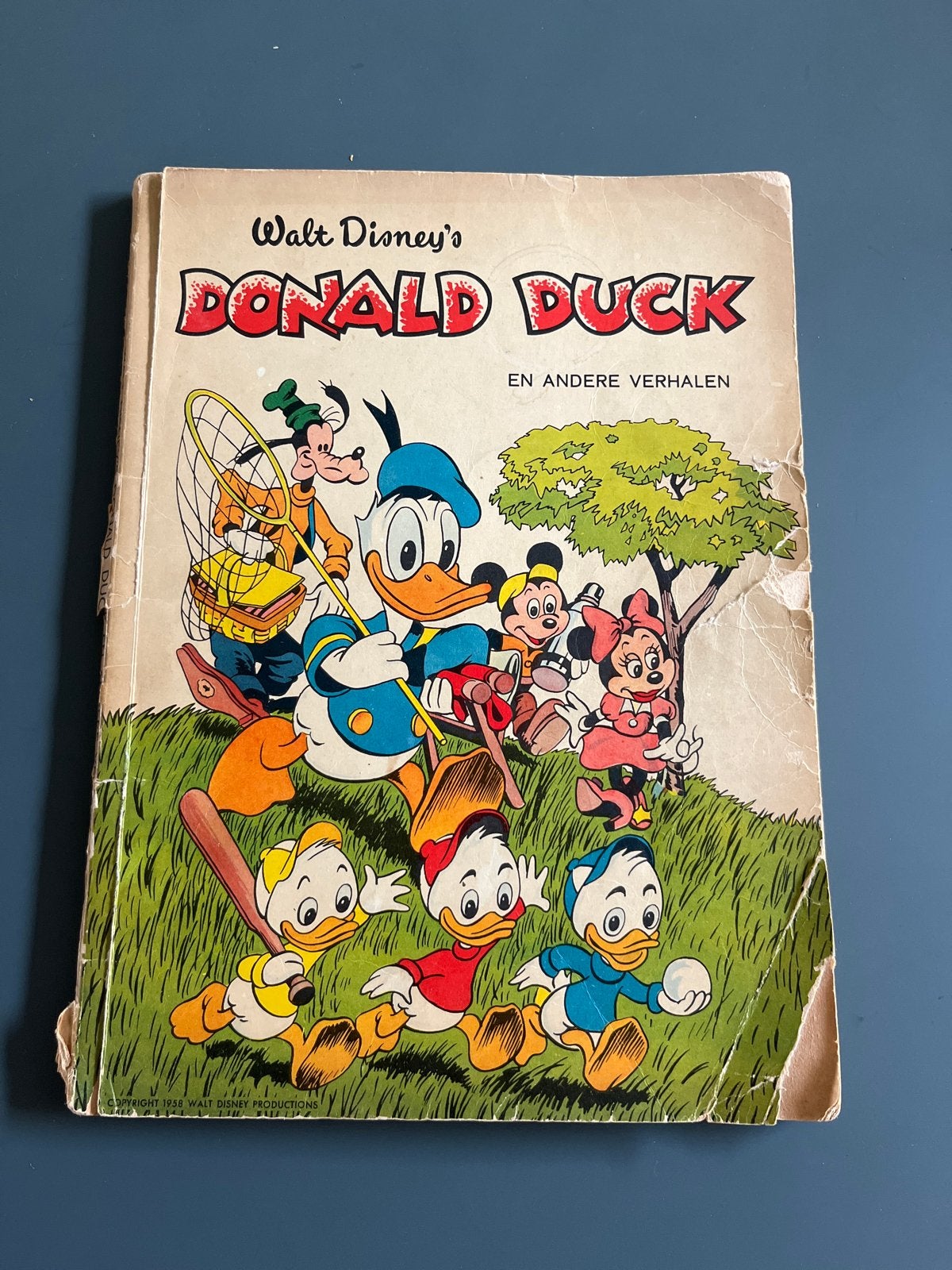 Walt Disney's Donald Duck en andere verhalen (1958), Boeken, Eén stripboek, Ophalen of Verzenden, Gelezen