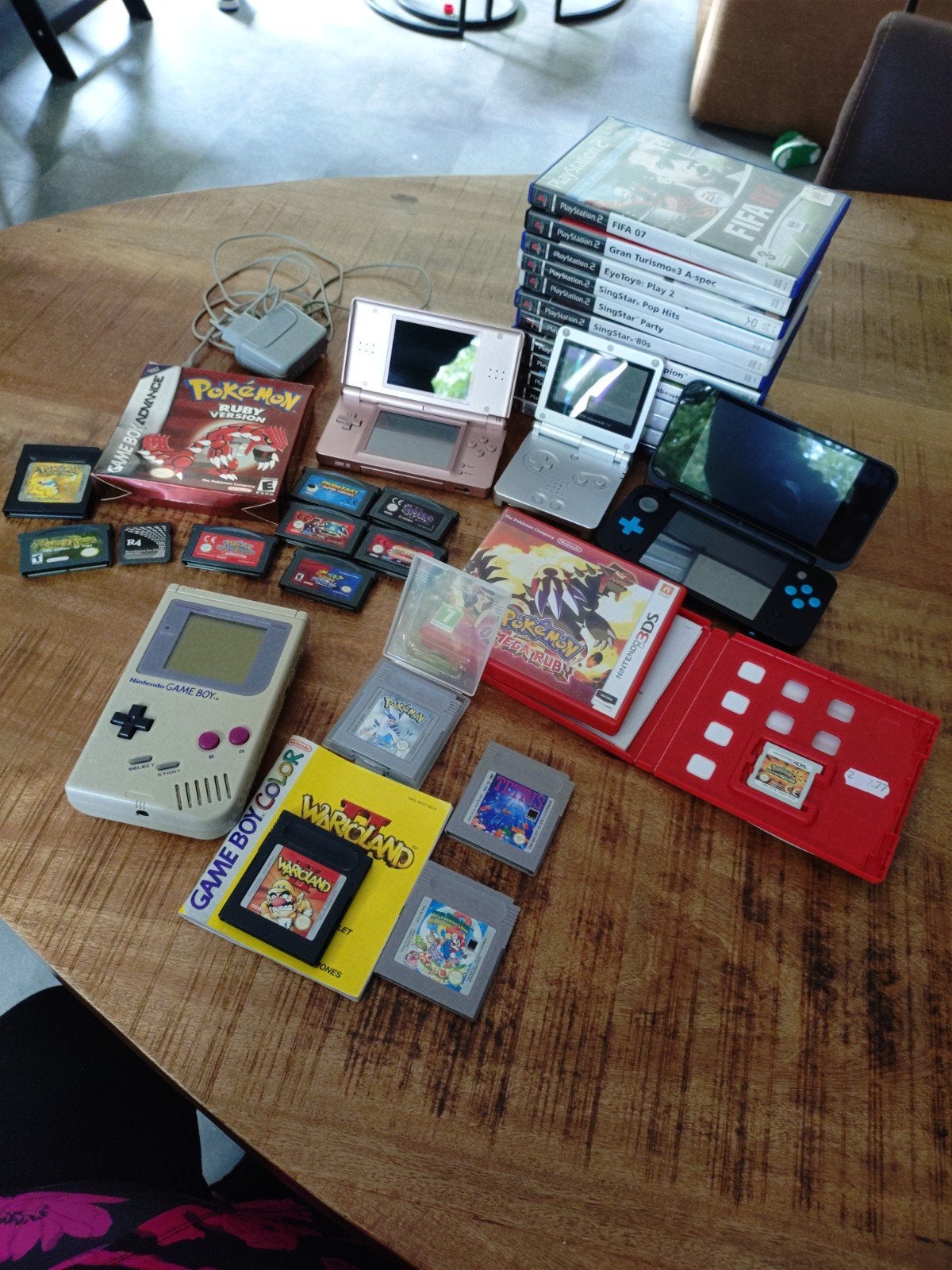 heel veel oude games!, Spelcomputers en Games, Spelcomputers | Nintendo Game Boy, Ophalen of Verzenden, Zo goed als nieuw, Game Boy Advance SP