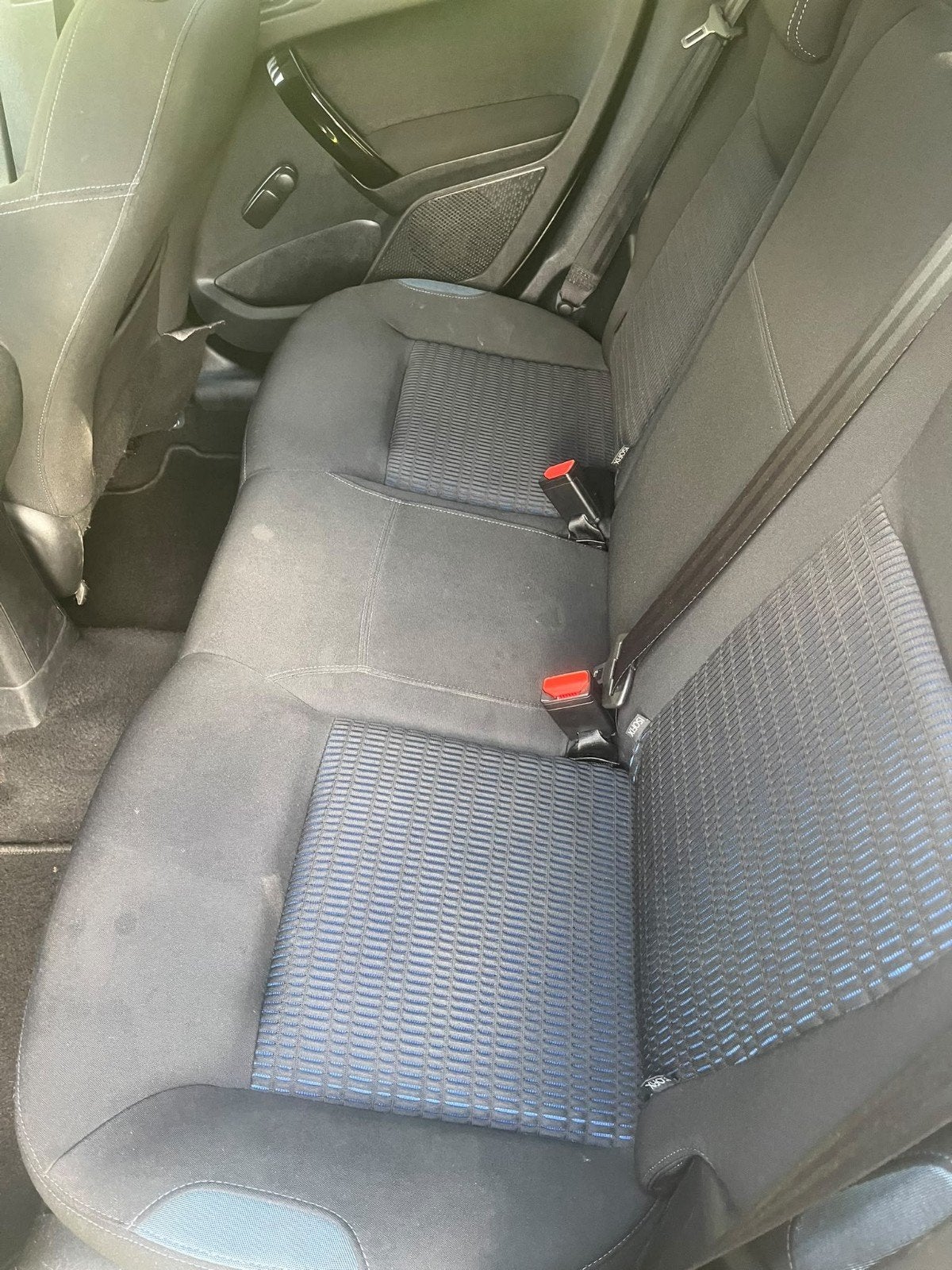 Foto 5 van Peugeot 208 1.4 VTI 70KW/95PK 5-D 2012 Grijs