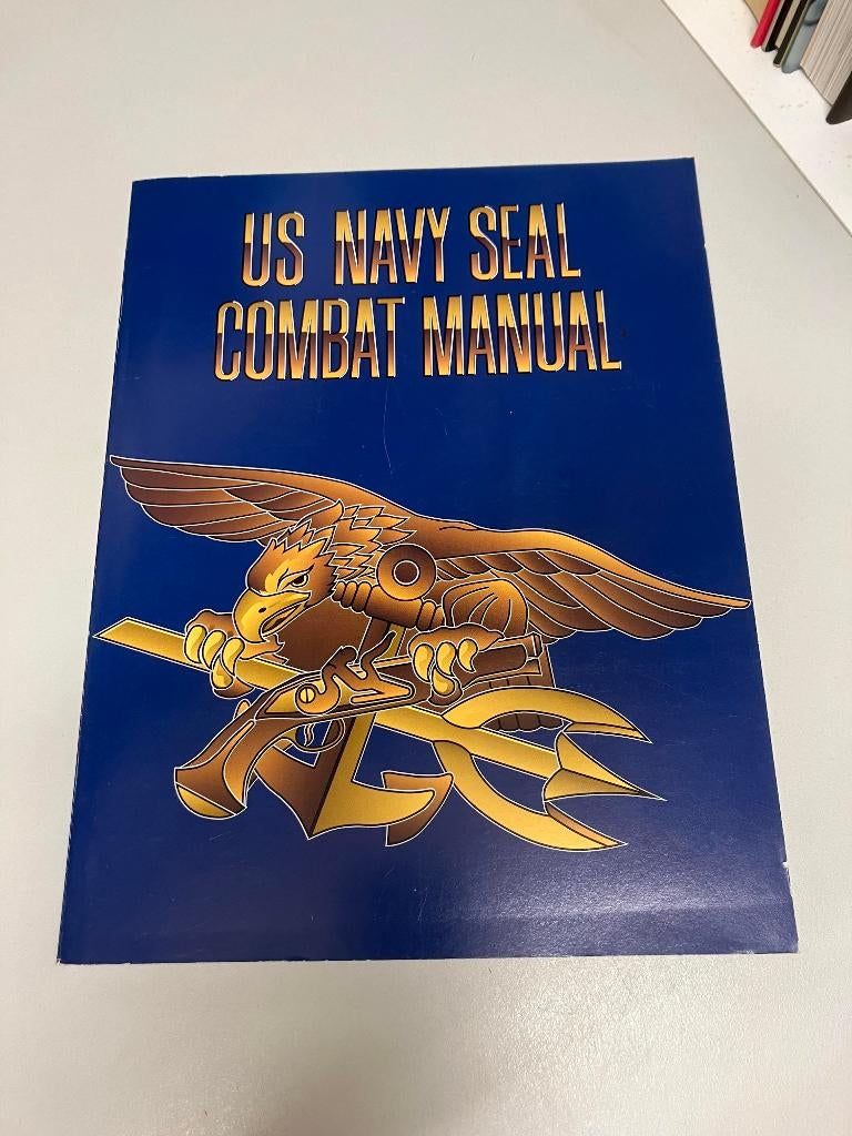 US Navy Seal combat manual, Boeken, Ophalen of Verzenden, 1945 tot heden, Gelezen, Algemeen