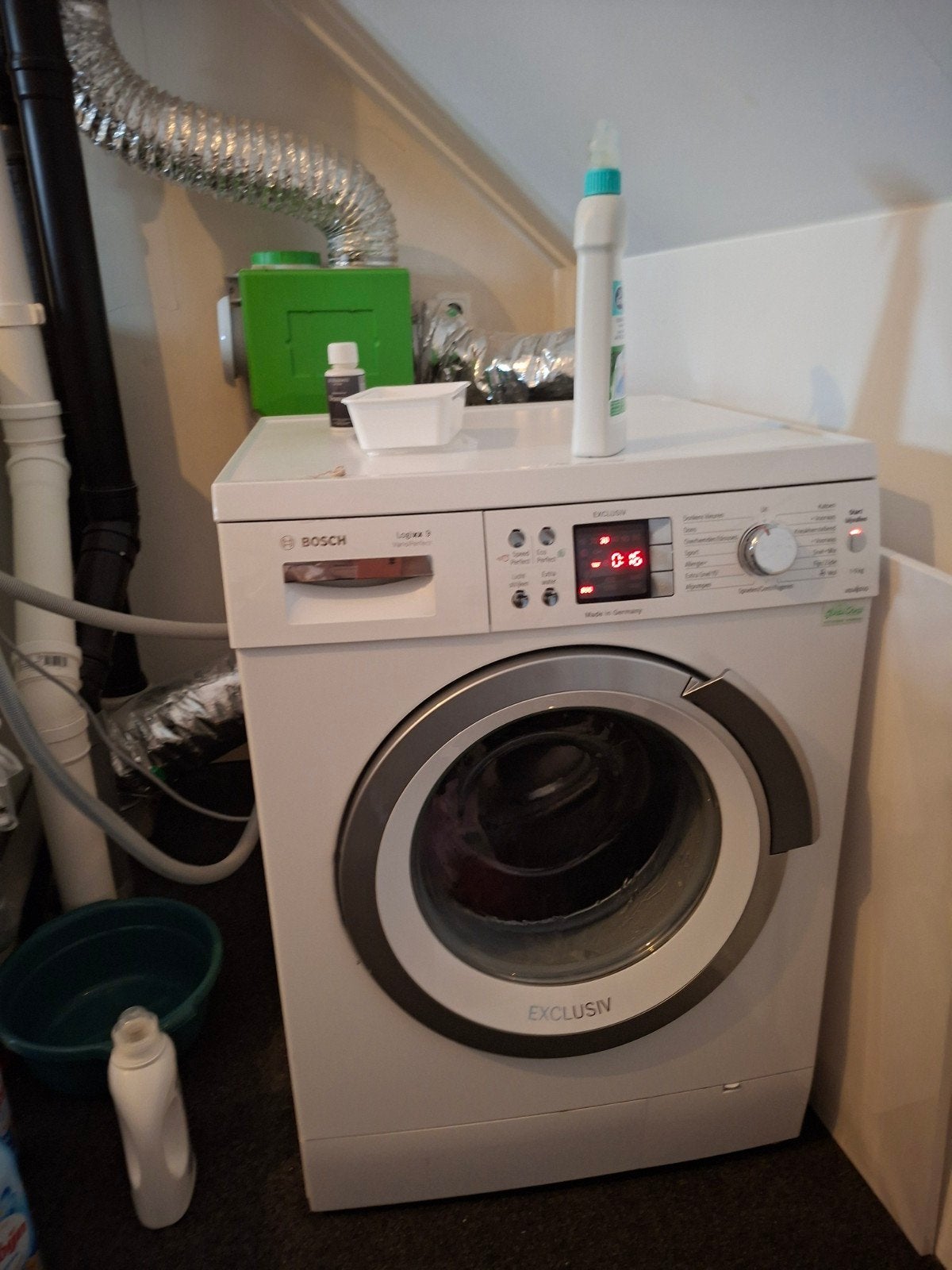 Bosch Logixx 9 VarioPerfect Wasmachine - 12 jaar oud, Ophalen, 1200 tot 1600 toeren, Gebruikt, 8 tot 10 kg