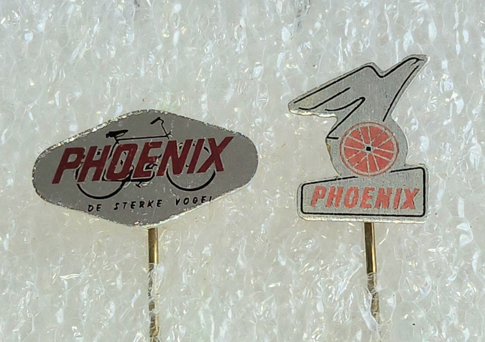 2 Speldjes Phoenix Rijwielen Leeuwarden - Vintage Fiets, Ophalen of Verzenden, Gebruikt