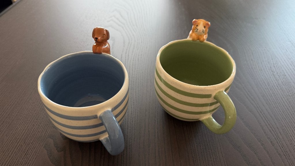 Peeking Guinea Pig & Dachshund Dog Mugs, Huis en Inrichting, Ophalen, Zo goed als nieuw, Overige stijlen, Overige typen