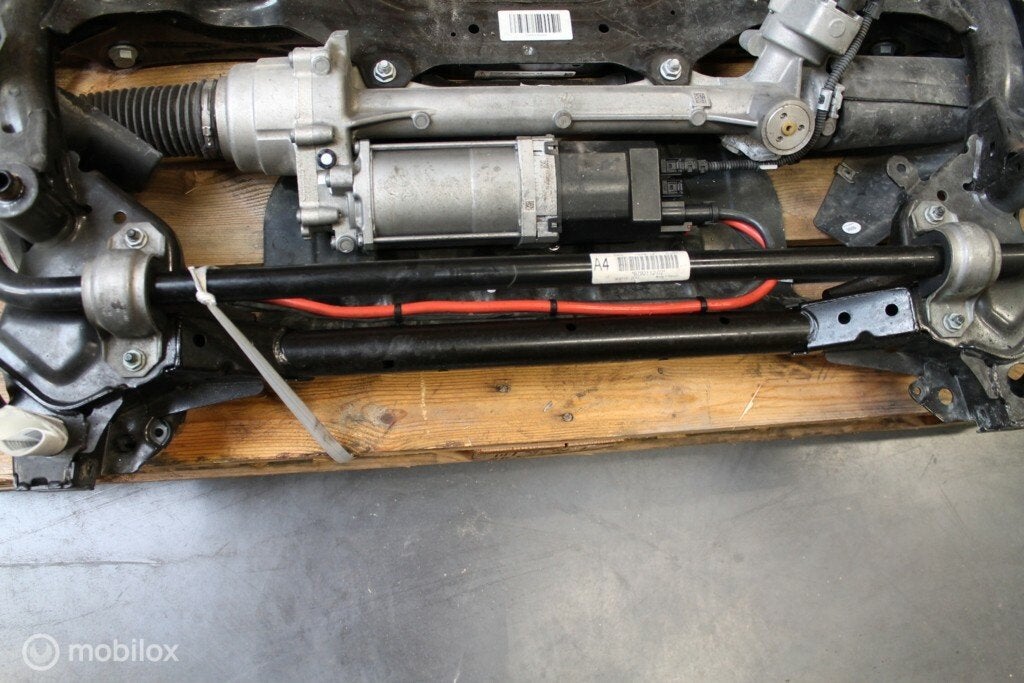 Stabilisatorstang vooraan BMW 4 serie F32 F33 F36 F82 F83, Gebruikt, Ophalen of Verzenden