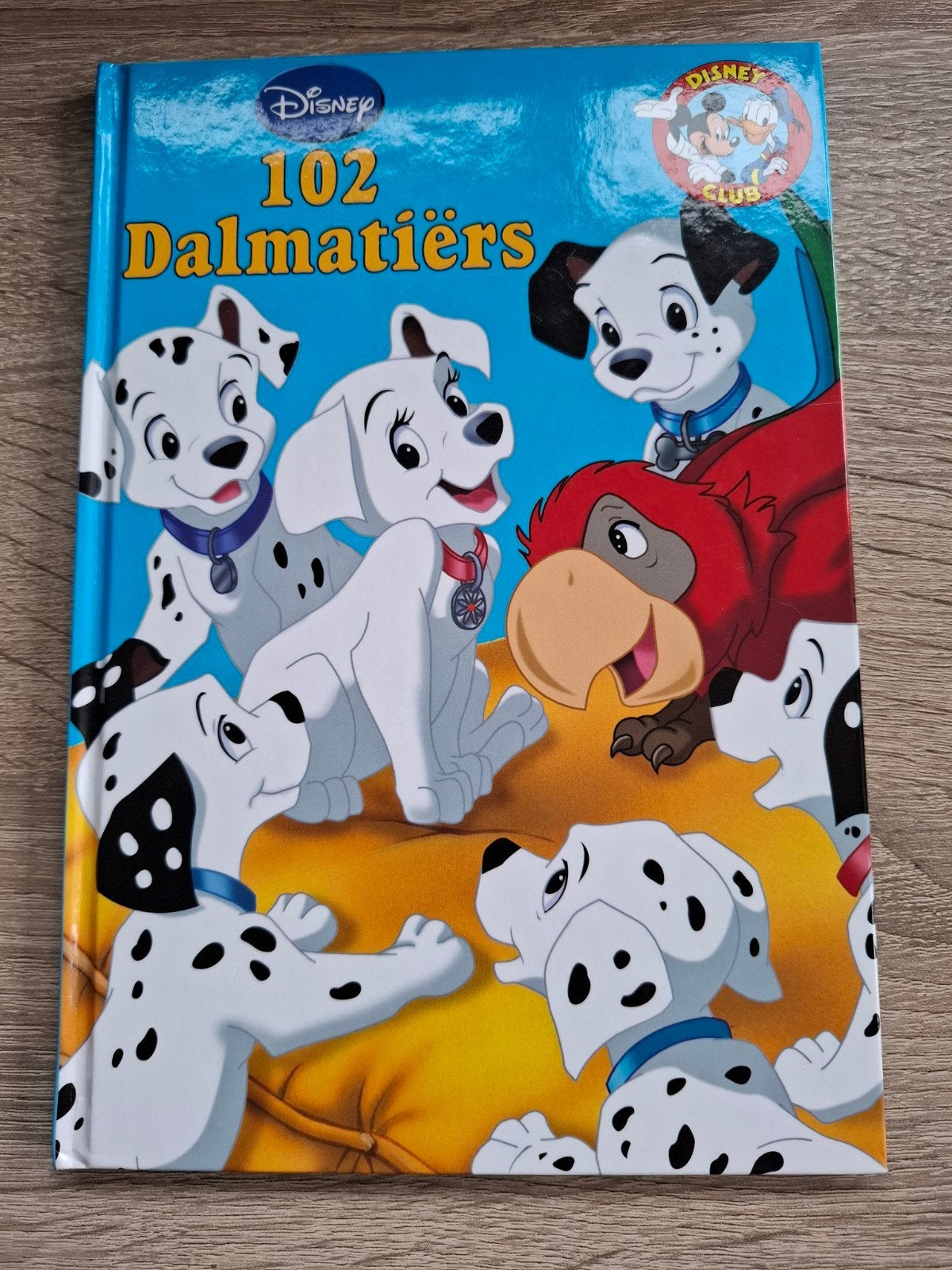 Disney Boekenclub: 102 Dalmatiërs - Zo goed als nieuw, Boeken, Ophalen of Verzenden, Zo goed als nieuw, Walt Disney Company, Tv-bewerking