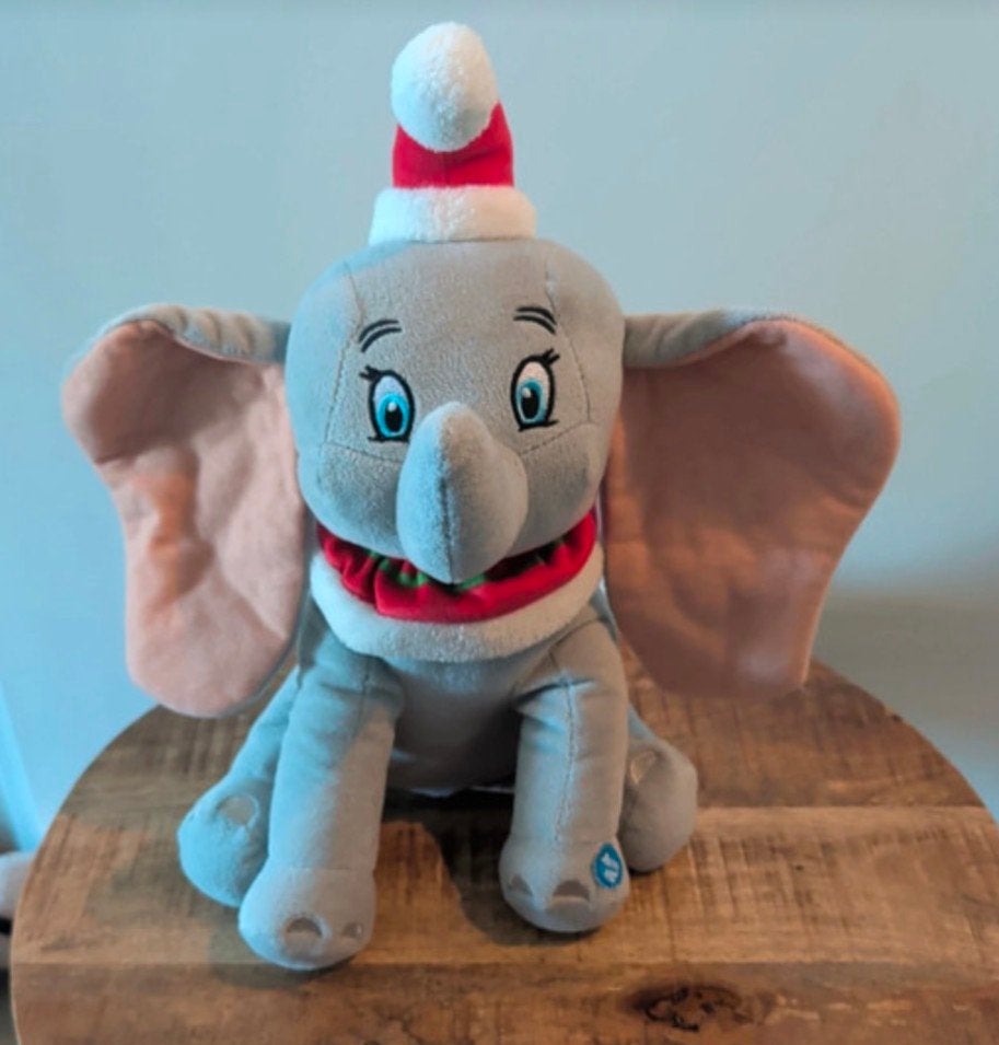 Disney Dumbo Knuffel met Kerstmuts - Zo goed als nieuw, Ophalen