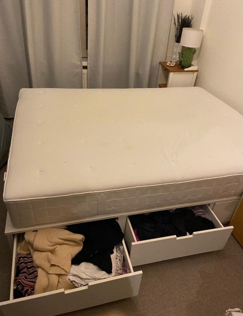 Bed, Huis en Inrichting, Slaapkamer | Bedden, Ophalen, Eenpersoons, Wit, Zo goed als nieuw
