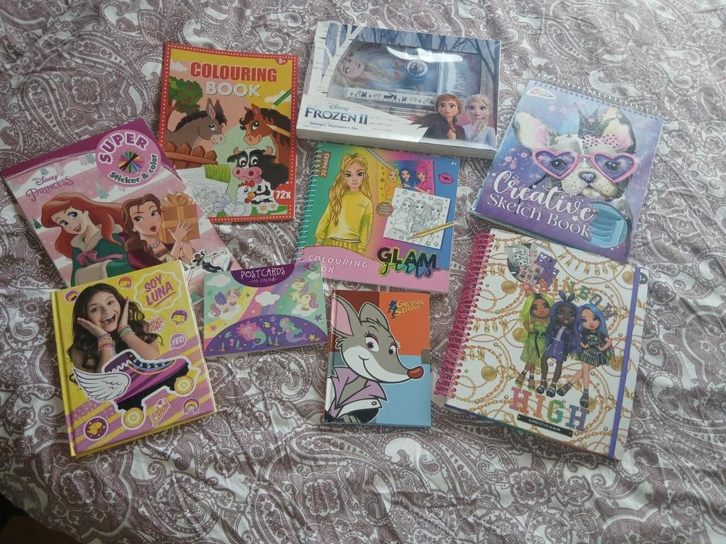 Grote collectie knutselboeken en -sets voor kinderen, Ophalen, Dieren, Meerkleurig, Zo goed als nieuw