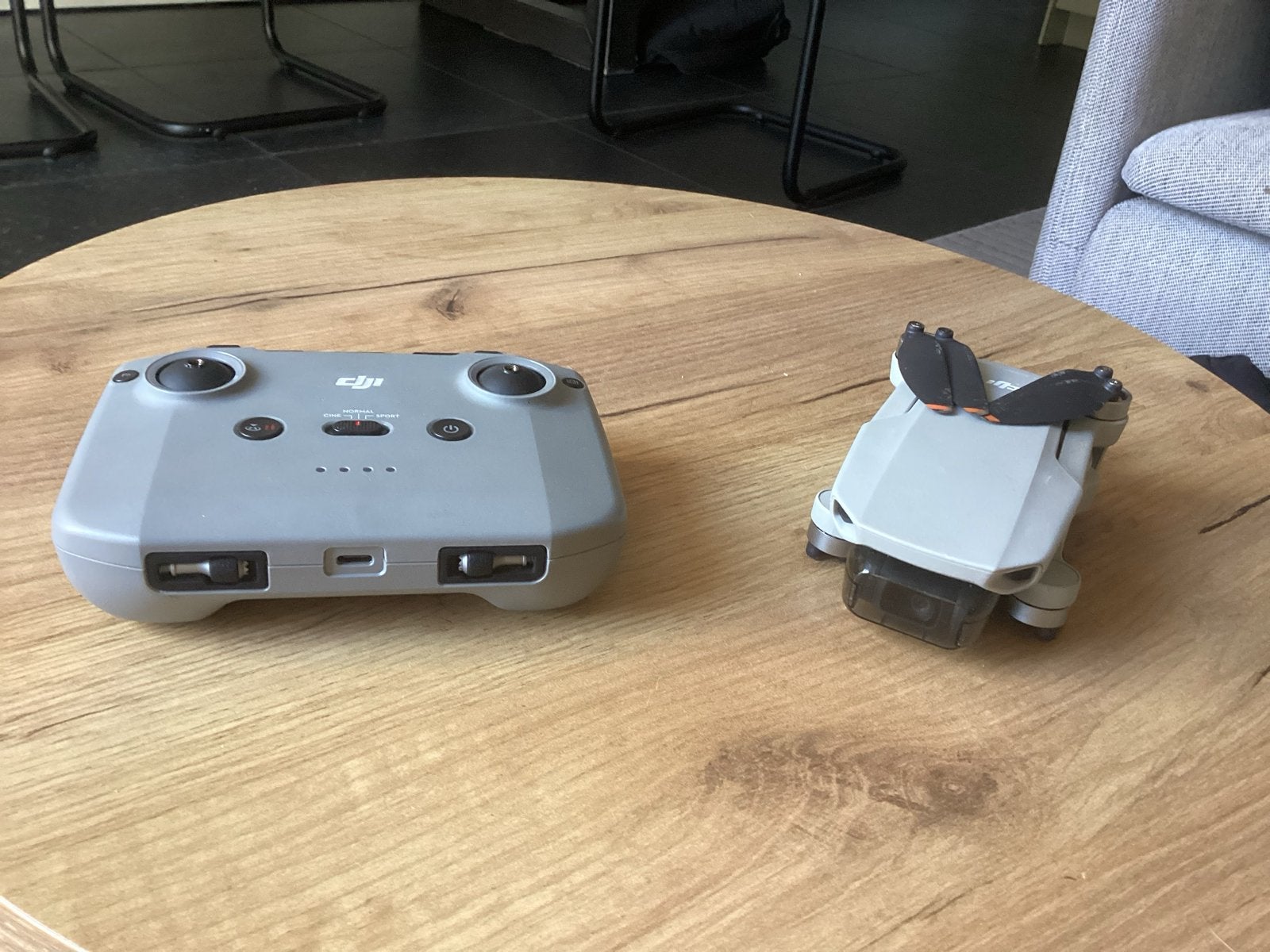 DJI Mini 2 SE, Audio, Tv en Foto, Drones, Ophalen, Cameradrone, 5 tot 10 kilometer, 15 tot 30 minuten
