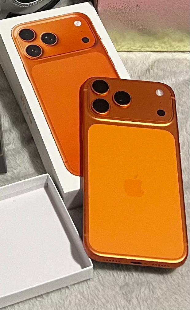 Iphone 17promax, Ophalen, IPhone 17, Oranje, Zo goed als nieuw