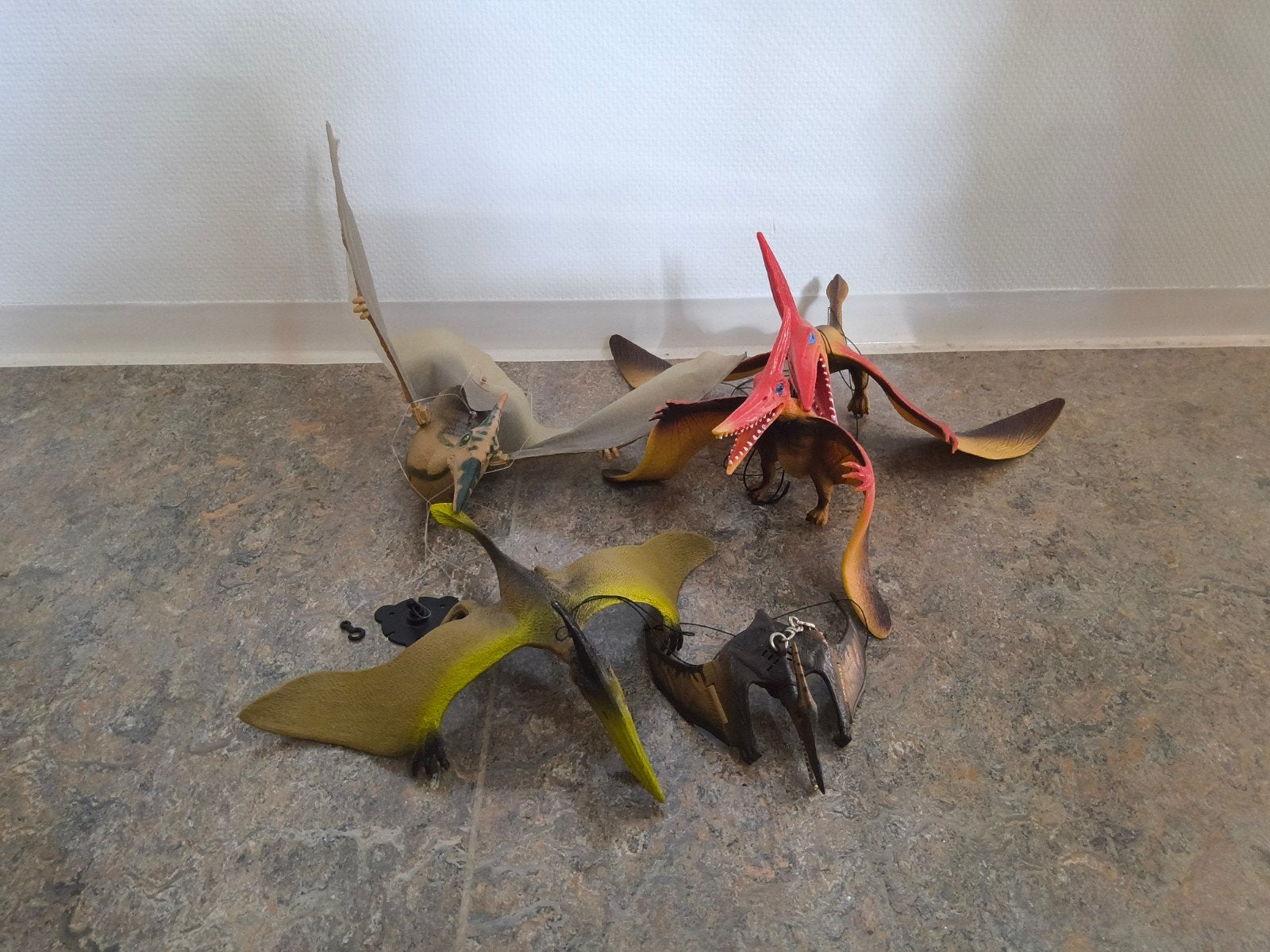 Pterodactylus speelgoedfiguren - 4 stuks, deels beweegbaar, Ophalen of Verzenden, Zo goed als nieuw