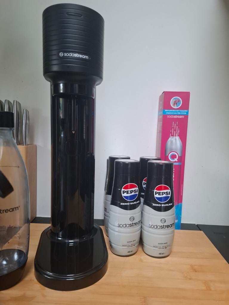 Sodastream Kaia met Pepsi Zero Sugar siroop en flessen, Ophalen of Verzenden, Zo goed als nieuw
