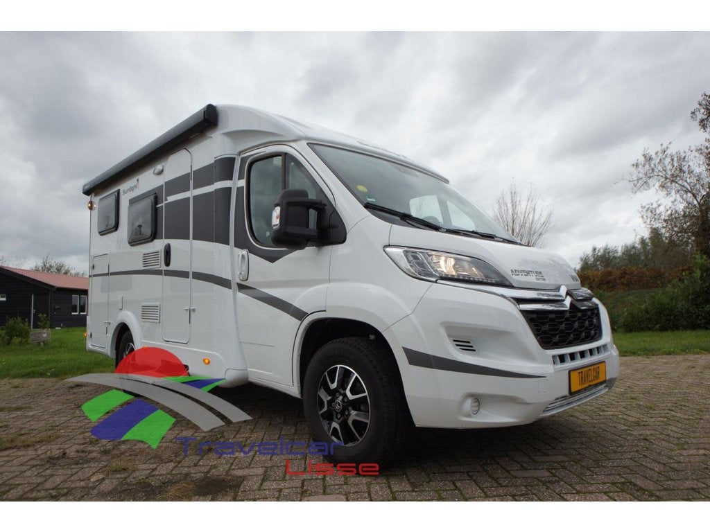 Sunlight V60 Aut. Schotel/Fietsen, Caravans en Kamperen, Campers, Sunlight, Ringverwarming, Bedrijf, 5 tot 6 meter