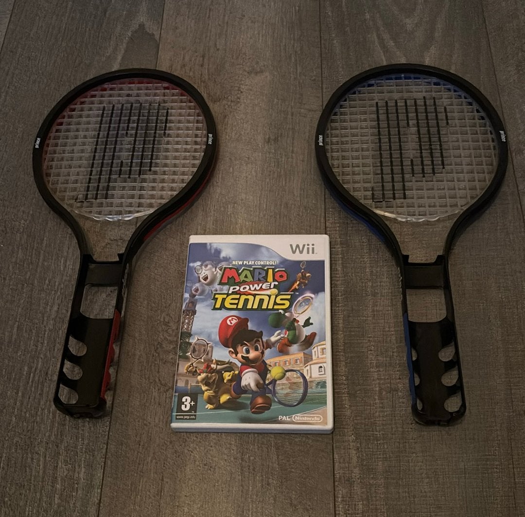 Mario power tennis compleet met handleiding en 2 rackets, Spelcomputers en Games, Games | Nintendo Wii, Eén computer, Ophalen of Verzenden
