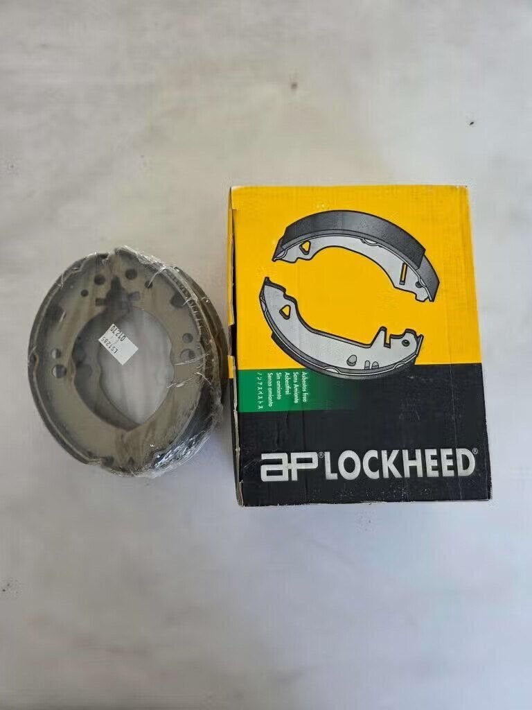 Set Remschoenen Hyundai Sonata Stelkar Nissan Almera Micra, -, -, Lockheed, Nieuw