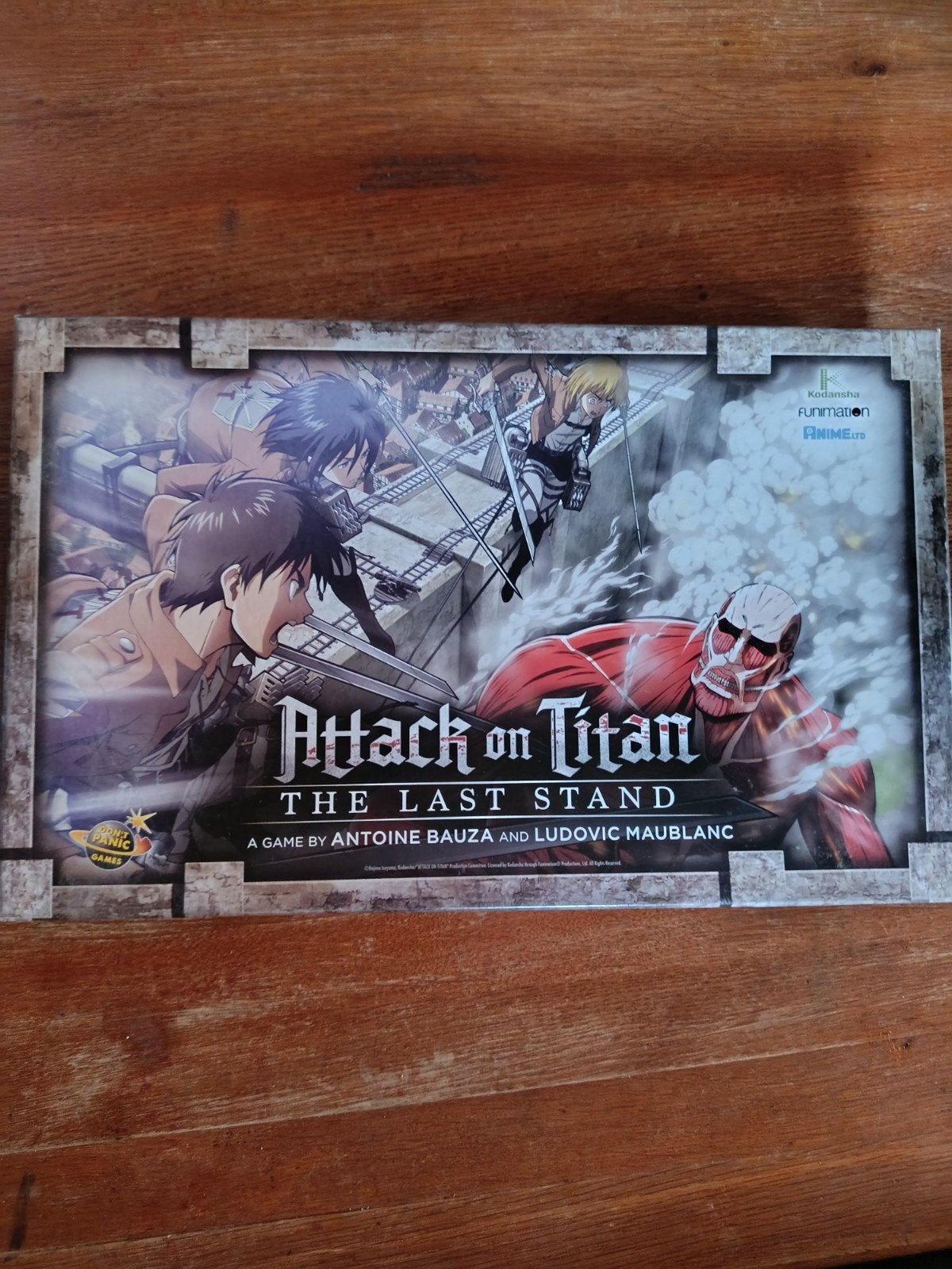 Attack on Titan Boardgame - 100% Compleet & Ongespeeld, Drie of vier spelers, Ophalen of Verzenden, Nieuw, Cryptozoic Entertainment