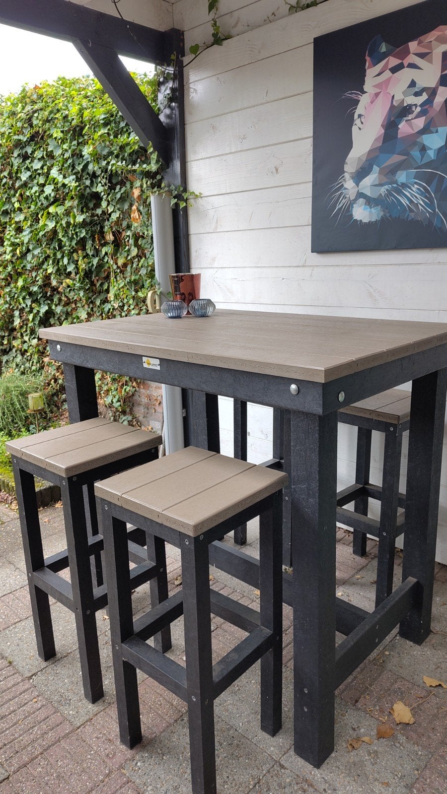 Hoge tuintafel met 4 krukken - Gerecycled kunststof