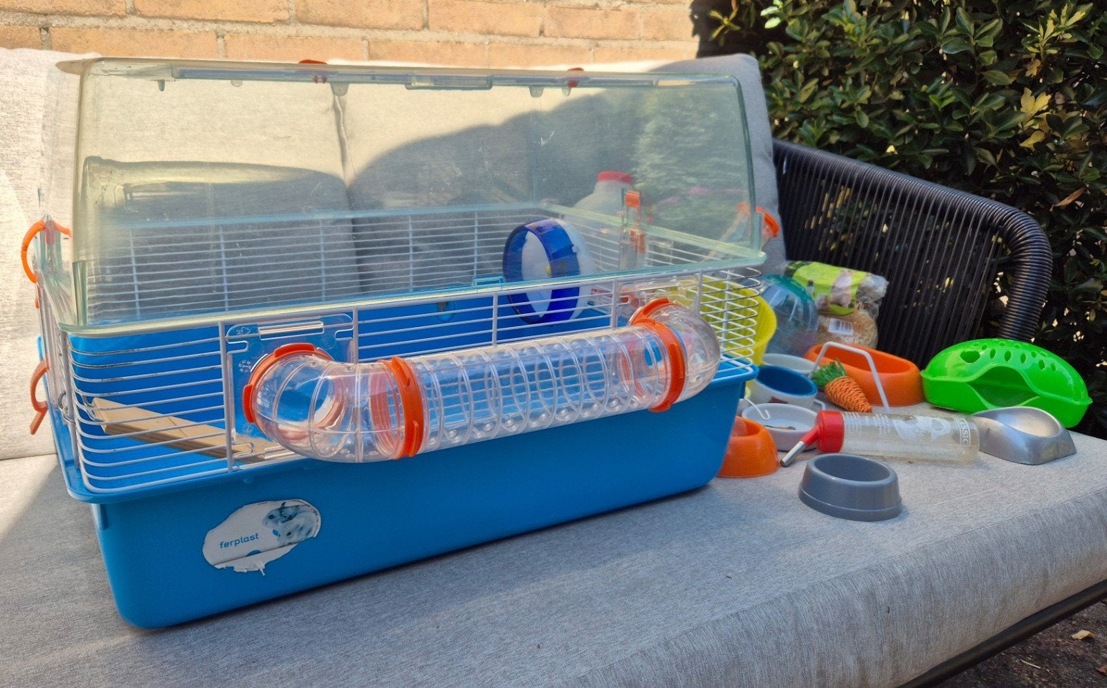 Hamsterkooi van Ferplast met toebehoren, Dieren en Toebehoren, Knaagdieren en Konijnen | Hokken en Kooien, Kooi, Gebruikt, Minder dan 75 cm