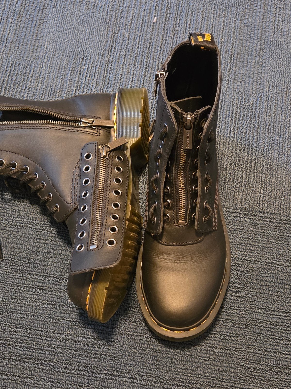 Dr. Martens front zip, maat 40, Zwart, Lage of Enkellaarzen, Ophalen of Verzenden, Dr. Martens