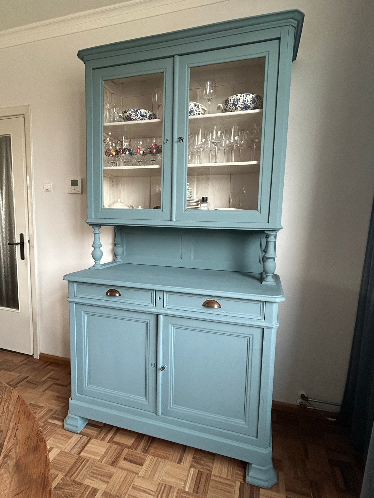 Prachtige buffetkast in landelijke stijl, Huis en Inrichting, Kasten | Buffetkasten, Ophalen, 100 tot 150 cm, 200 cm of meer, Zo goed als nieuw