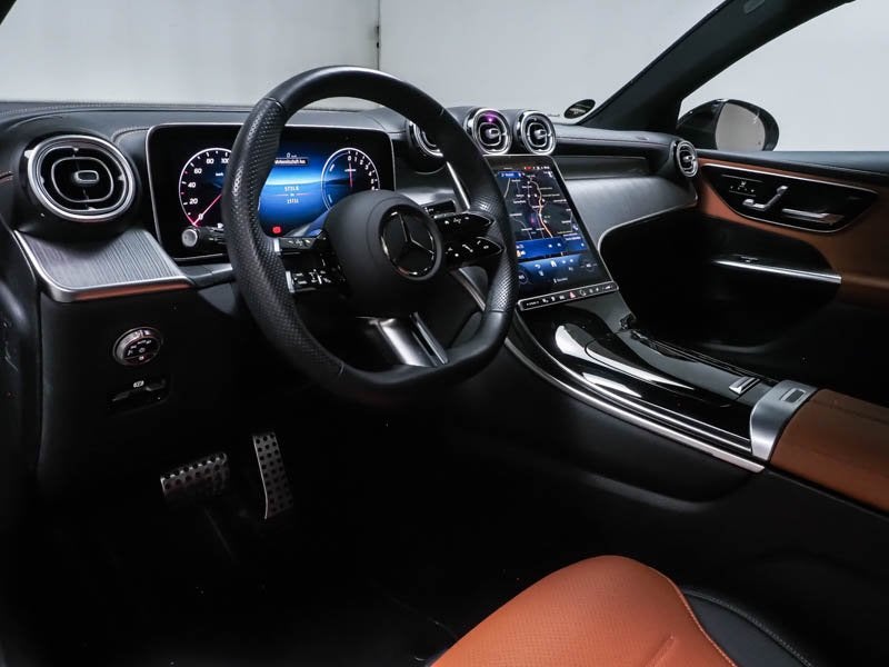Mercedes-Benz GLC Coupé 300 e 4MATIC AMG Plug-In Hybride AM, Auto's, Automaat, 12 maanden, Zwart, Plug-in hybride