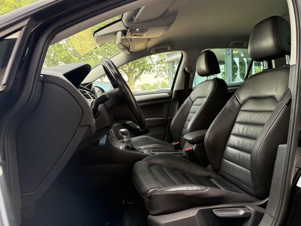 Volkswagen e-Golf e-Golf (bj 2014, automaat), Automaat, Parkeersensor, 0 cilinders, Gebruikt