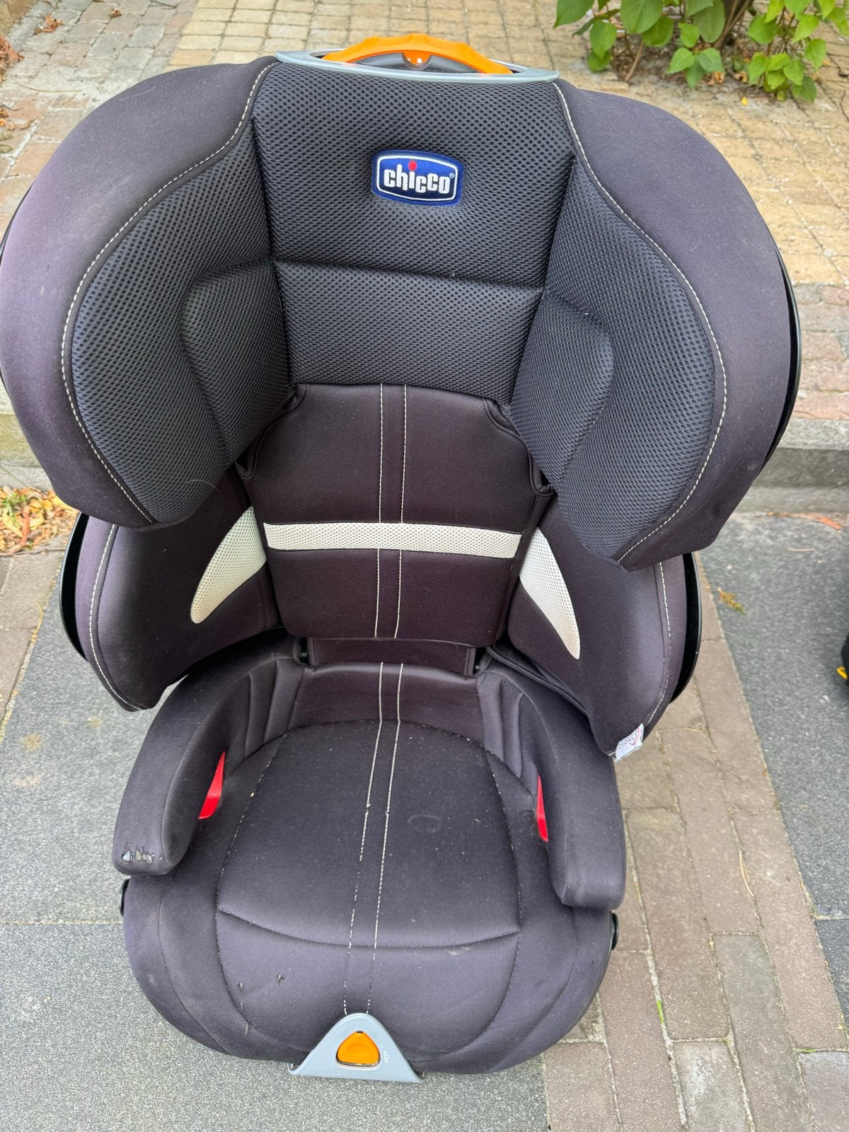 Chicco autostoel - Goed gebruikt, klaar voor nieuwe ronde, Ophalen, 15 t/m 36 kg, Zijbescherming, Chicco