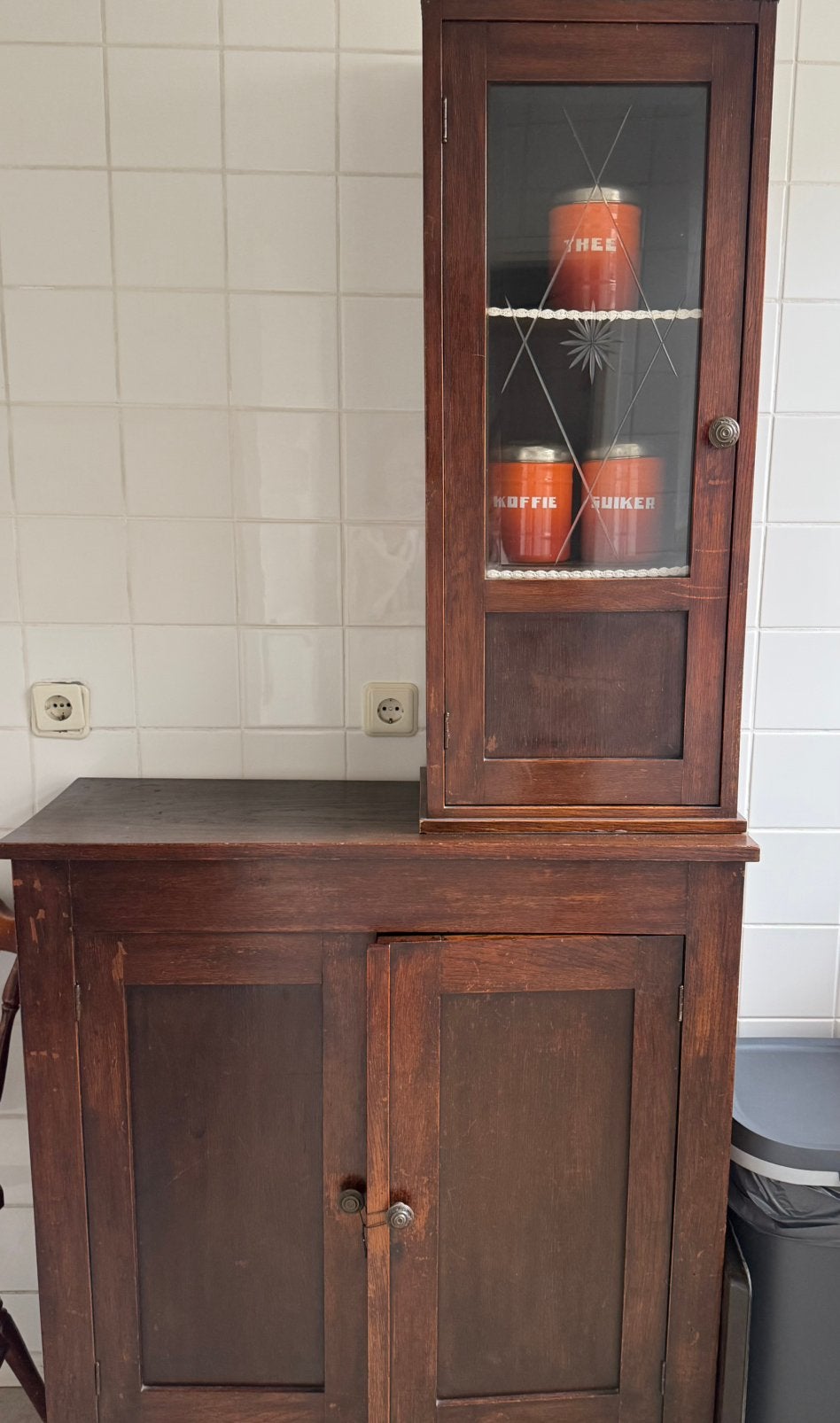 Oude toog (buffer) kast, Ophalen