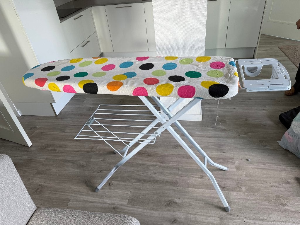 Framar foldable iron board with top cover, Ophalen, Gebruikt