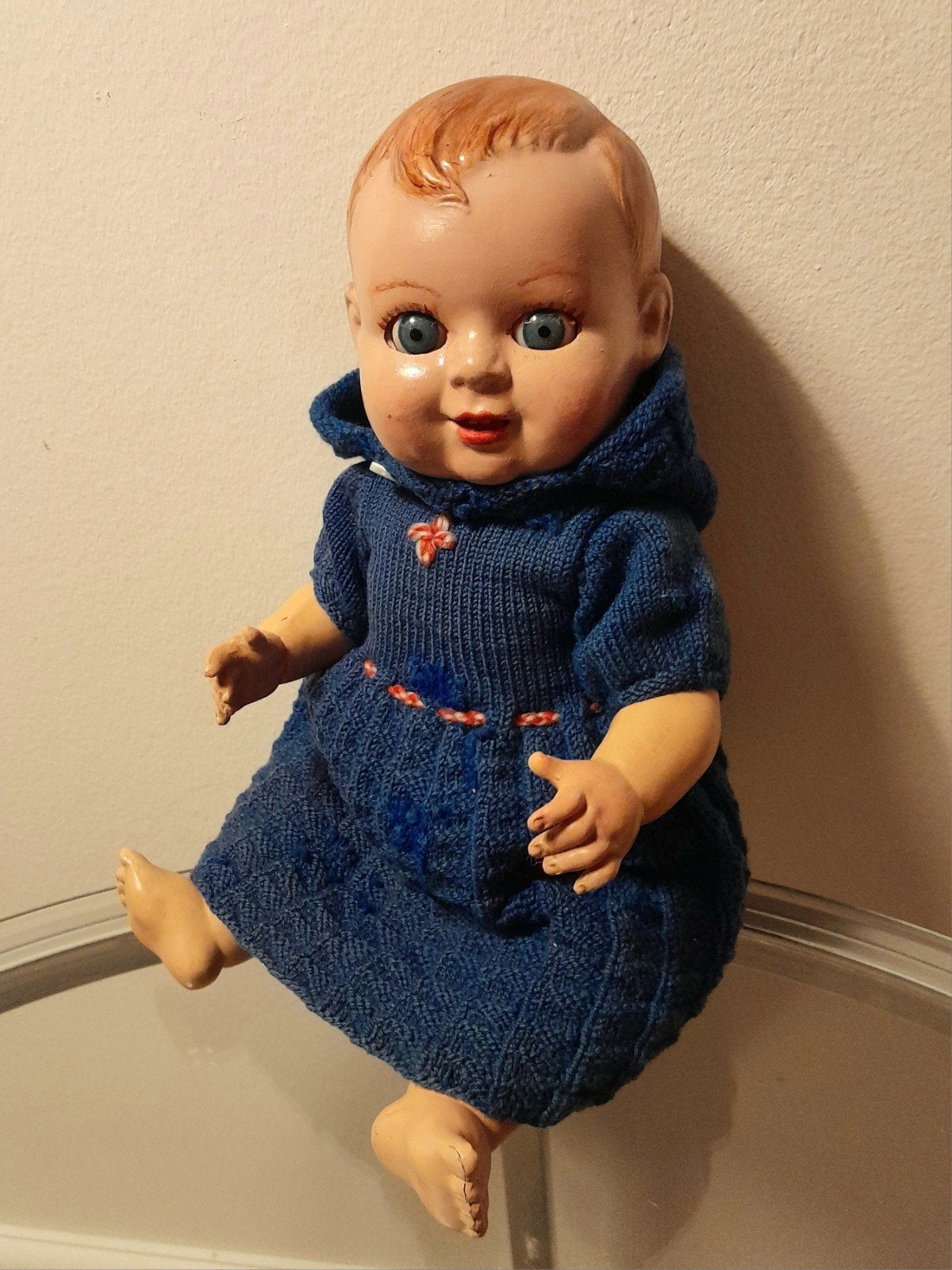 Oud lief popje babypopje 30 cm met grote ogen, Verzamelen, Poppen, Ophalen of Verzenden, Gebruikt, Babypop