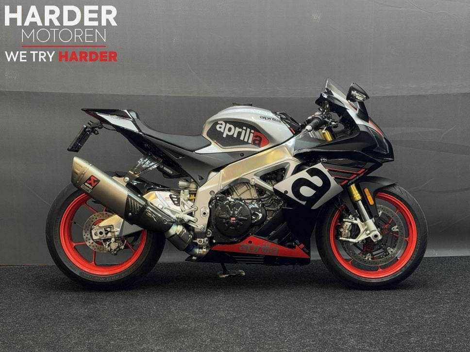 APRILIA RSV4 1000 RR| UNIEKE KANS | BOMVOL OPTIES | GARANTIE, Motoren, 4 cilinders, Motorrijbewijs A, Bedrijf, Onbekend