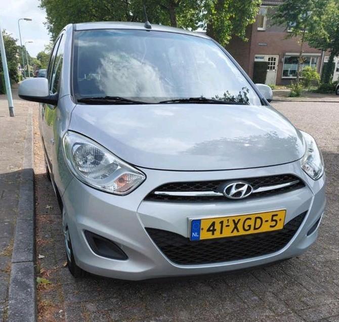 Hyundai i10 1.1 5-deurs 2012 airco trekhaak carkit, Auto's, Hyundai, Euro 5, Stof, 4 cilinders, 400 kg